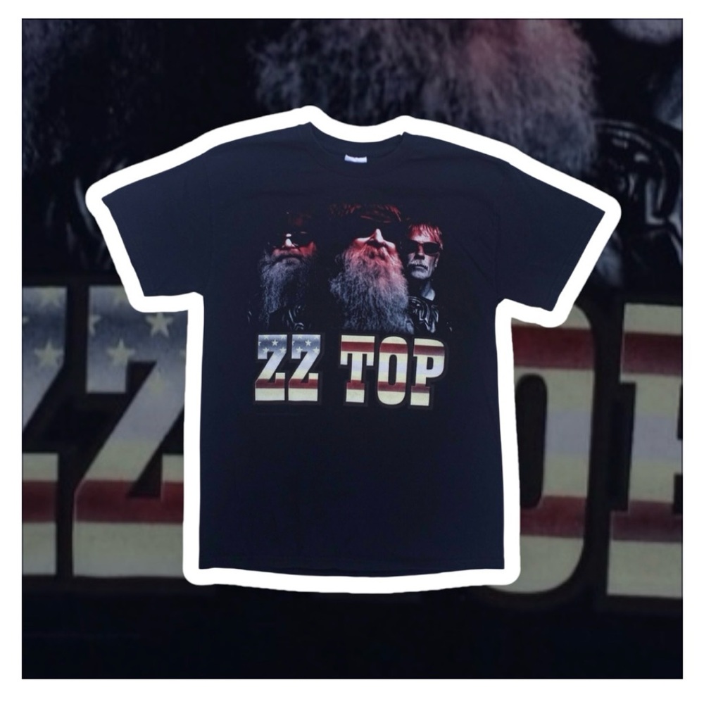 ZZ Top 2015 Tour T-Shirt- Black- Size: 2XL 
Tour Photo- Billy, Dusty, & Frank